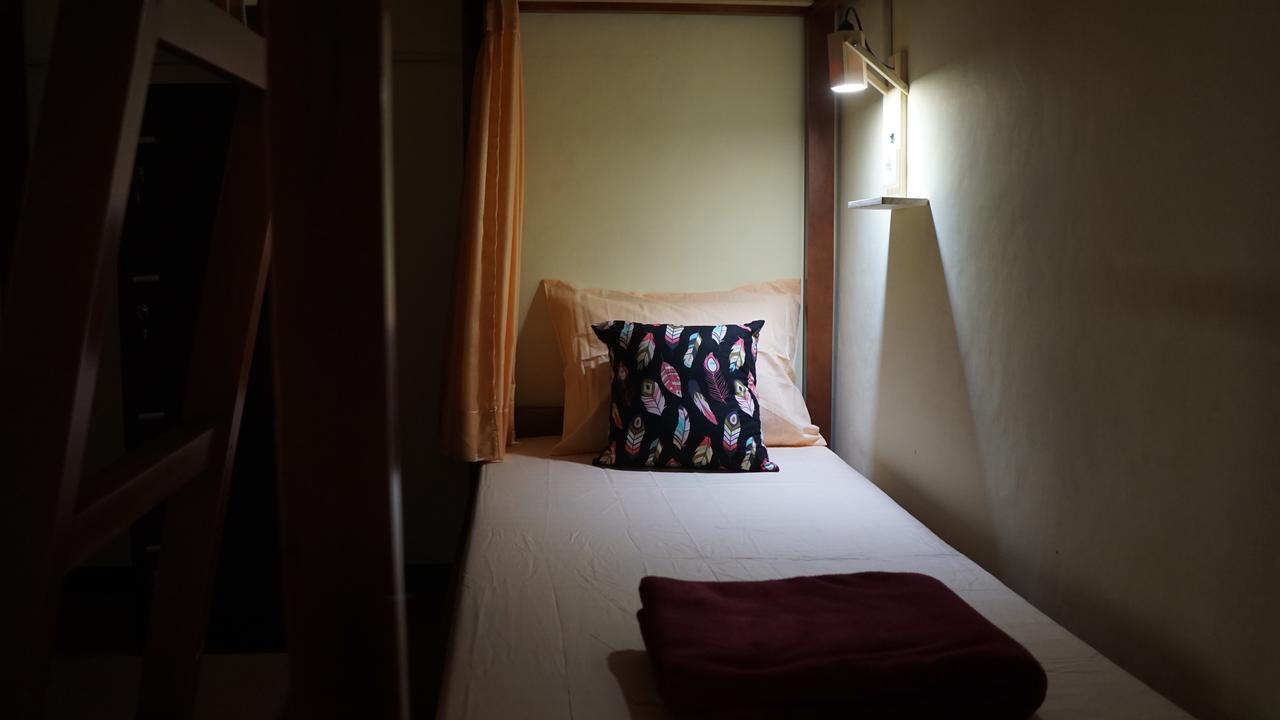 The Sleepingroom Hostel Yogyakarta Esterno foto