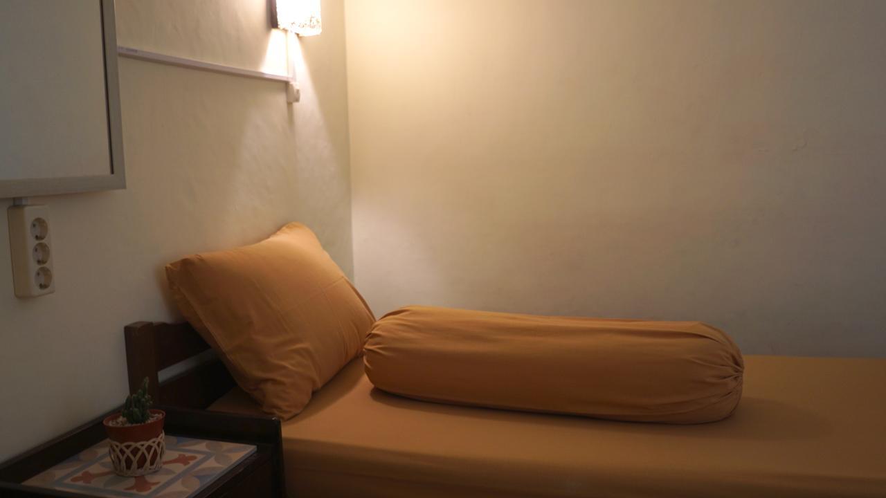 The Sleepingroom Hostel Yogyakarta Esterno foto