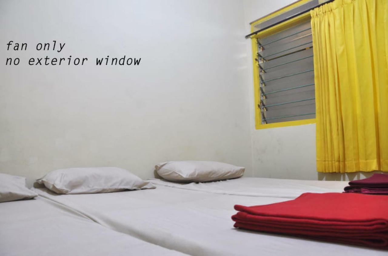 The Sleepingroom Hostel Yogyakarta Esterno foto